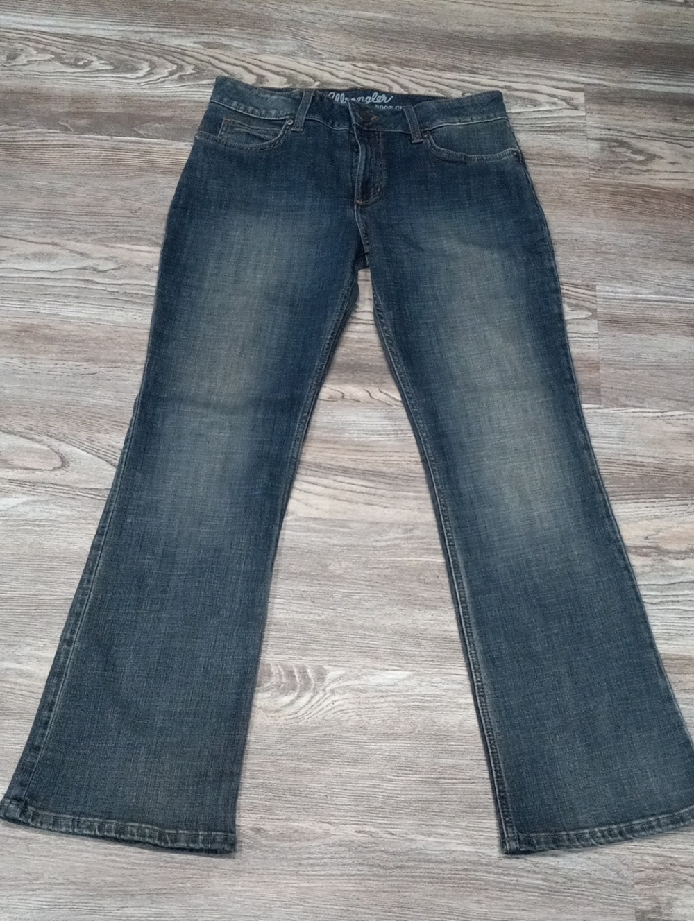 Wrangler Women's Dark Wash Bootcut Jeans - Blue